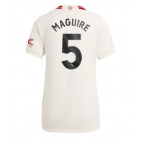 Camisa de Futebol Manchester United Harry Maguire #5 Equipamento Alternativo Mulheres 2023-24 Manga Curta